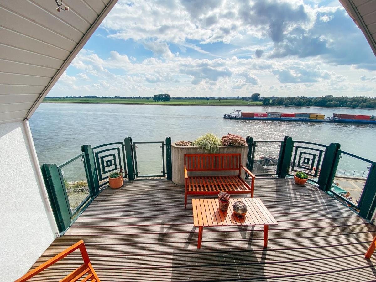 Rheinloft 3 - Grosse Giebelwohnung Mit Dachterrassen An Der Rheinpromenade إميريش المظهر الخارجي الصورة