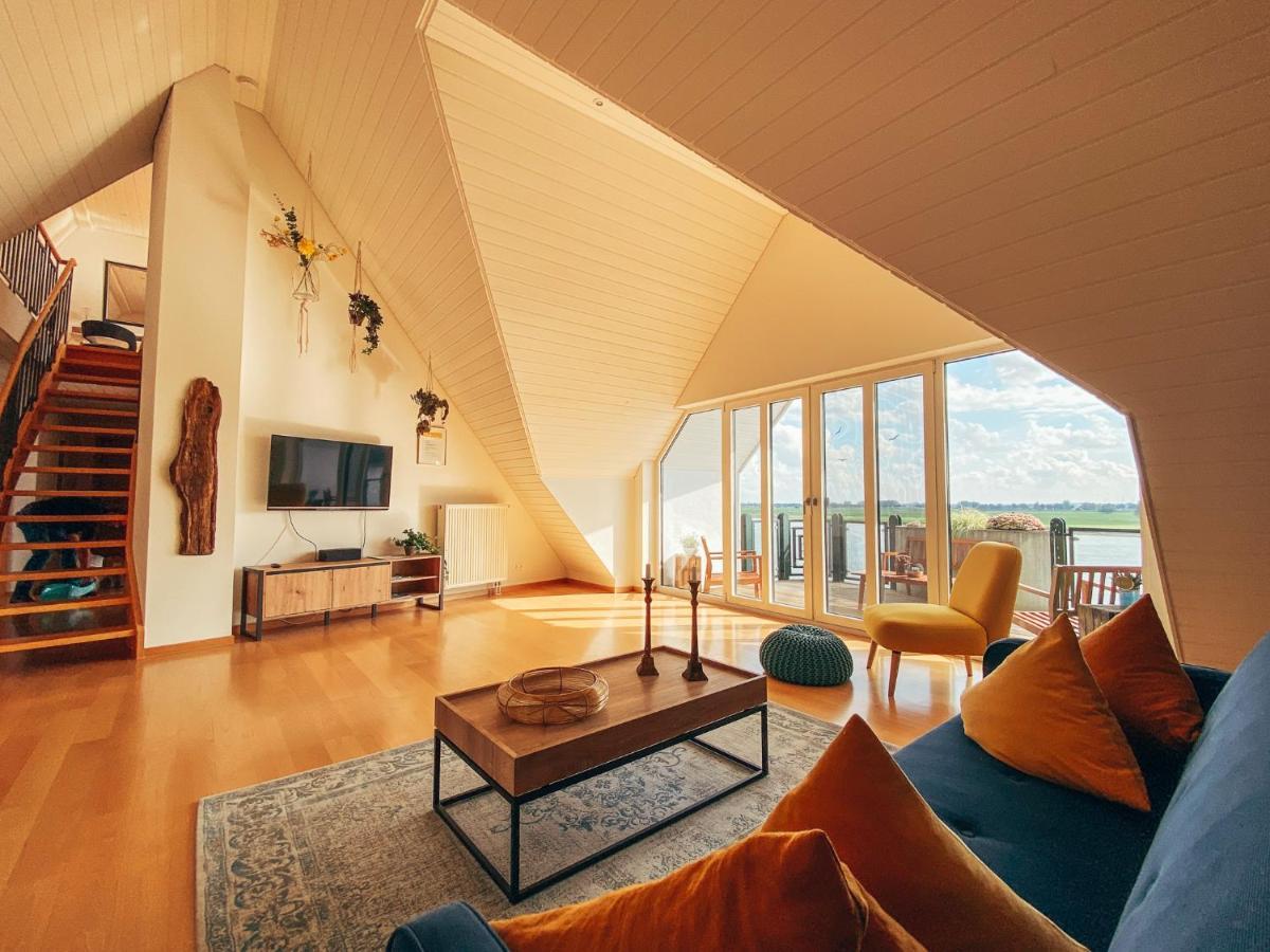 Rheinloft 3 - Grosse Giebelwohnung Mit Dachterrassen An Der Rheinpromenade إميريش المظهر الخارجي الصورة